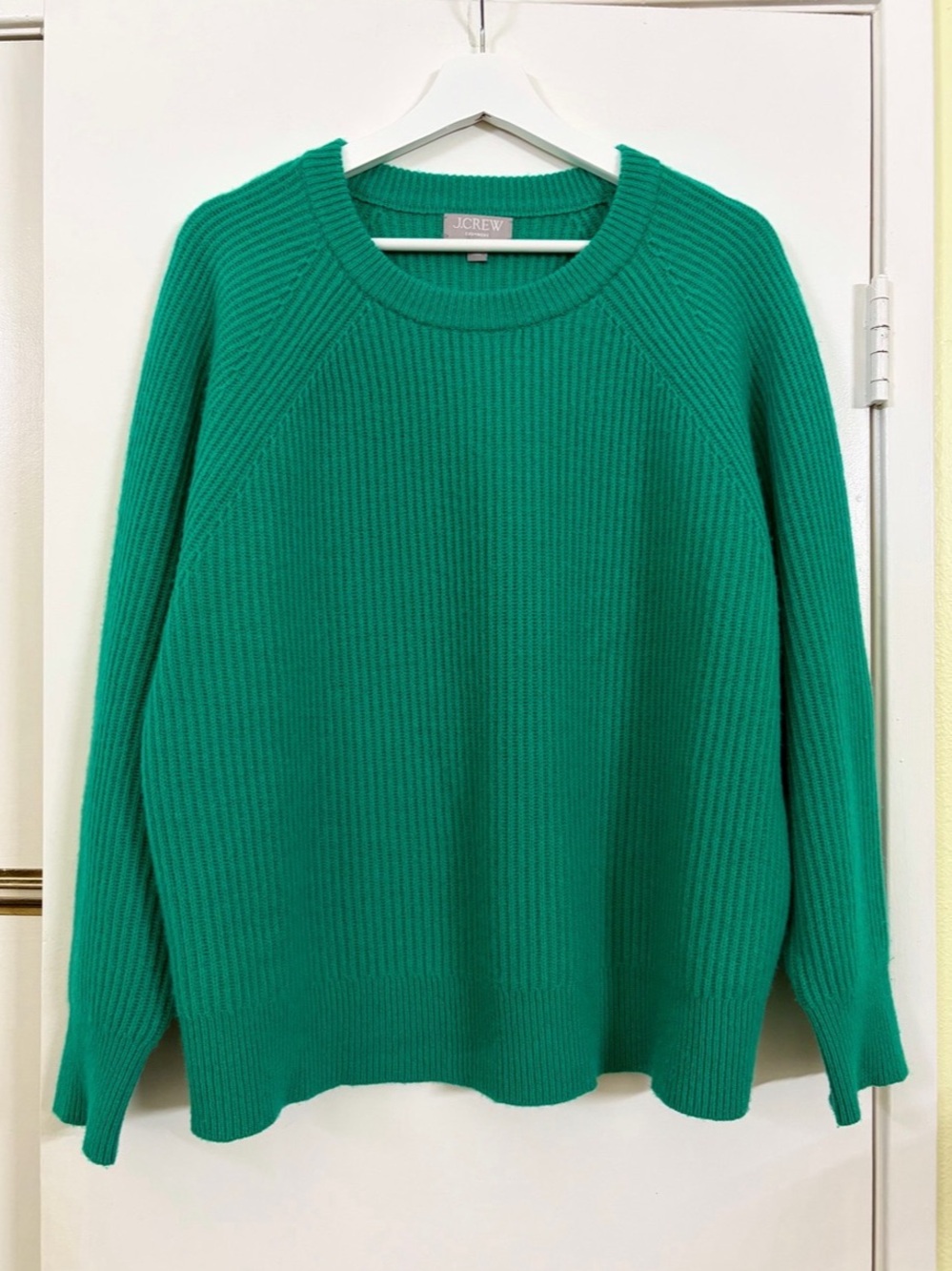 J.Crew 100% Cashmere Green Ribbed Crewneck Sweater Relaxed Fit L Classic Preppy